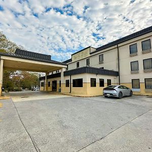 Oyo Hotel Rome West Ga